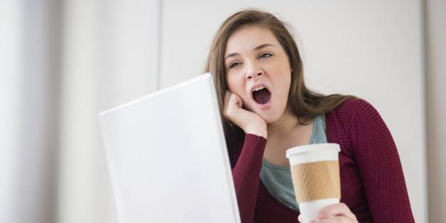 النوم أقل من 7 ساعات قد يؤدي الى زيادة في الوزن... خمنوا كم سعرة حرارية في اليوم