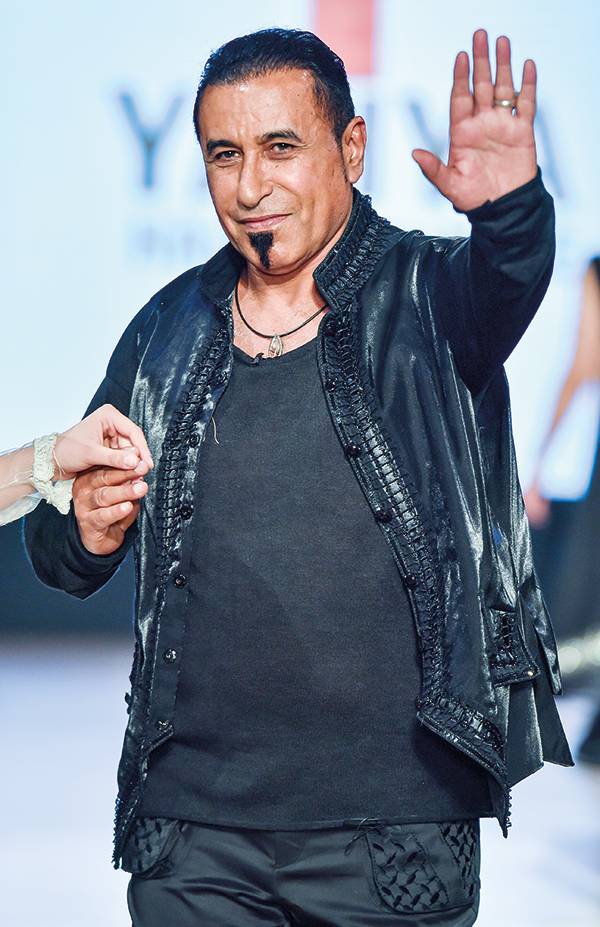 يحيى البشري: الموضة قصيدة شعر متحركة