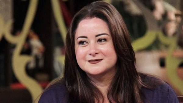 بالصور - مي نور الشريف بوزن أقل ولوك مختلف.. شاهدوا كيف أصبحت