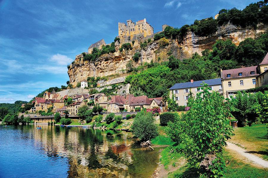 استرخي في عوالم الريف الفرنسي... إنها دوردون