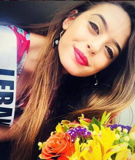 بالفيديو - لحظة سقوط وصيفة ملكة جمال لبنان على الأرض