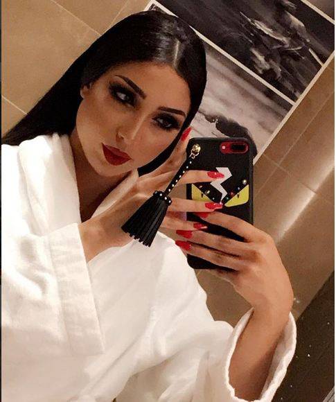 بالفيديو – دنيا بطمة تكشف اسم الزيت الذي تستخدمه لشعرها وبشرتها... شاهدي كيف تطبقه