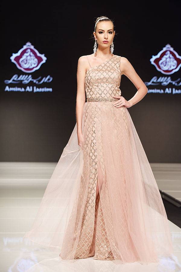 المصمّمة السعودية أمينة الجسمي