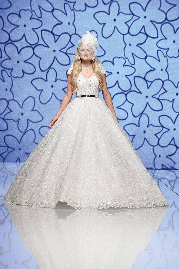 المصمّمة السورية منال عجاج