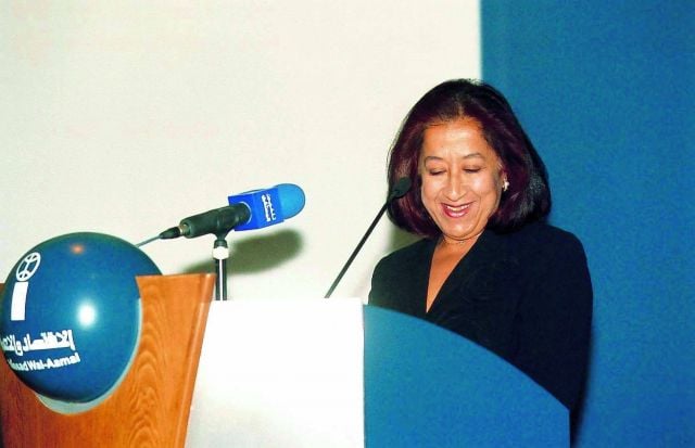 لبنى العليان