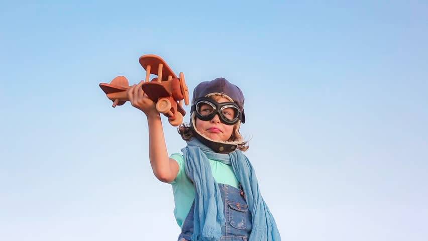 لهذا السبب المهم أعطوا أطفالكم لعبة واحدة... الحقيقة ستفاجئكم فعلاً