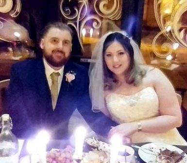 حفل زفافهما تحول الى أسوأ يوم في حياتهما... لن تصدّقوا كيف تعرّضا للسرقة