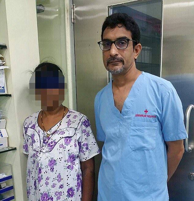 بعد 15 سنة على إجرائها عملية إجهاض... ستصدمون بما وجده الأطباء في رحمها