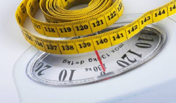 هكذا تخسرين وزنك الزائد من دون ريجيم