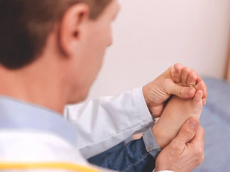الأظافر السوداء: ما هي الاسباب والحلول؟