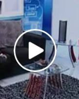 بالفيديو - إعلامية مصرية تفاجىء ضيفها بطلب غير متوقع  مباشرةً على الهواء