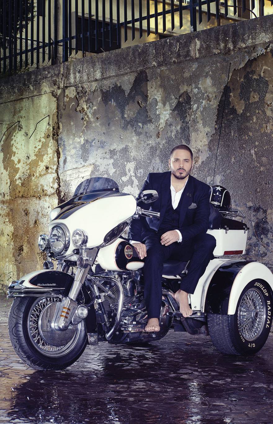 رامي عياش: رحيل والدتي ووفاة صديق عمري أصعب المواقف في حياتي