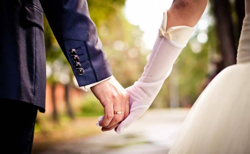 فائدة جديدة للزواج... هكذا يخلّصكم من هذه المشكلة الصحية الخطرة