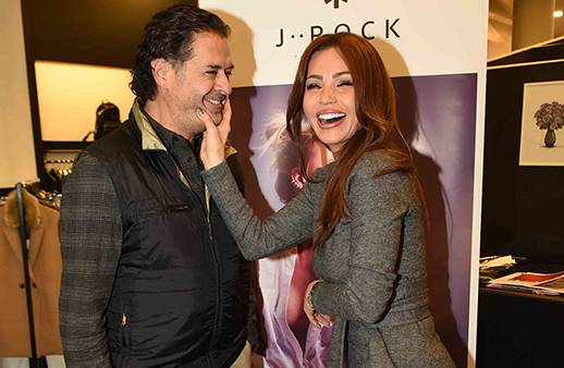 بالصورة - زوجة راغب علامة بأجرأ إطلالة كما لم تروها من قبل!!