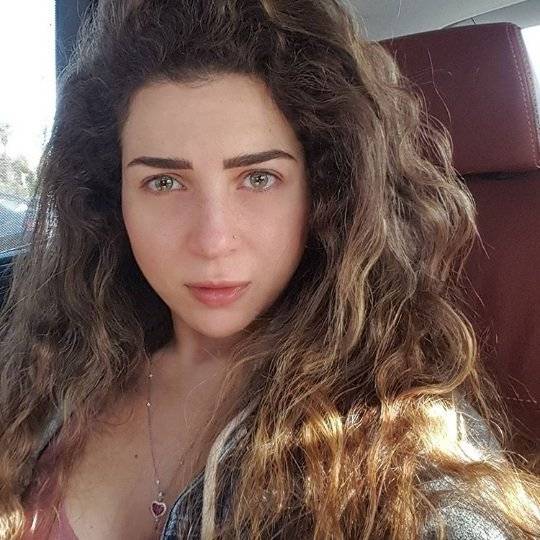 بالفيديو - ميّ عزّ الدين ترد على حملها البوظة واتهامات الـ