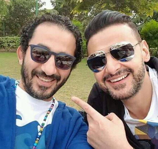 رامز جلال يصدم الجميع بأمنيته.. وأحمد حلمي يمازحه بطريقته الخاصة