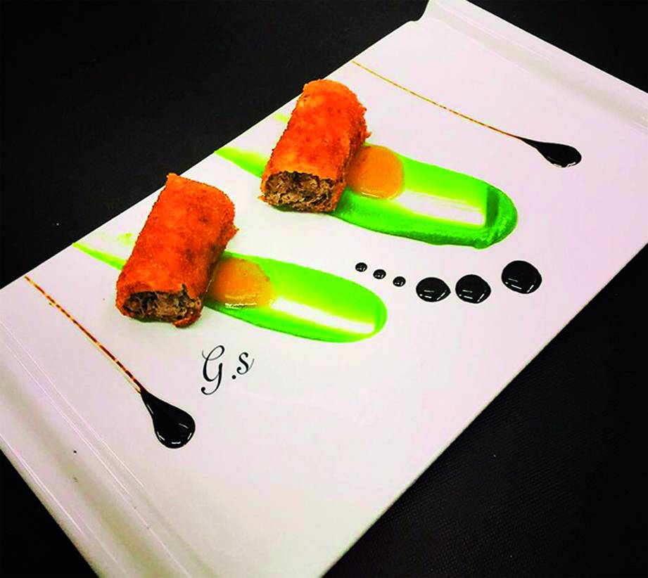 لحم الضأن مع البازلاء المهروسة