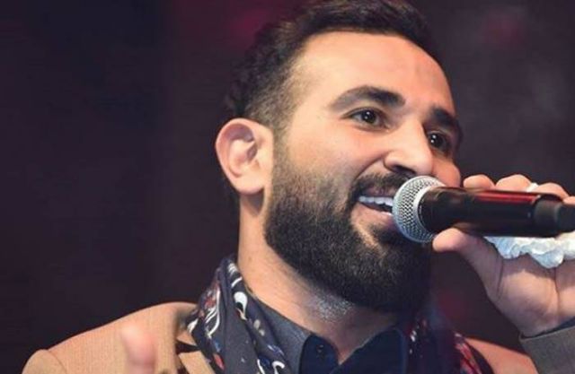 أحمد سعد يتعرض للسخرية بسبب  رومنسيته مع سمية الخشاب.. إليكم التفاصيل