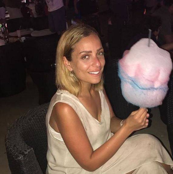 بالفيديو - ريم البارودي تعترف بإجراء عمليات تجميل والطبيب يرفض حقن هذه المنطقة الحساسة