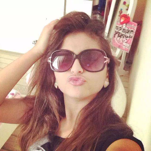 بالصور - حلا الترك تضج انوثة بـ