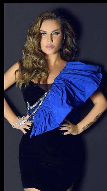 الجرأة عنوان إطلالة نيكول سابا‎... شاهدوها