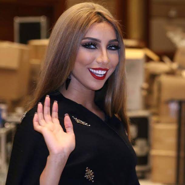 بالفيديو - دنيا بطمة تغيّر وجهها بالكامل.. أصبحت تشبه هيفاء وهبي!!