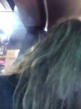 بعد احتراق شعرها في بث مباشر - نجمة لبنانية توضح ما حصل معها