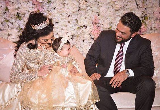 بالفيديو - رومنسية دنيا بطمة وزوجها تثير  ضجة.. شاهدوا ماذا فعل وأحرجها