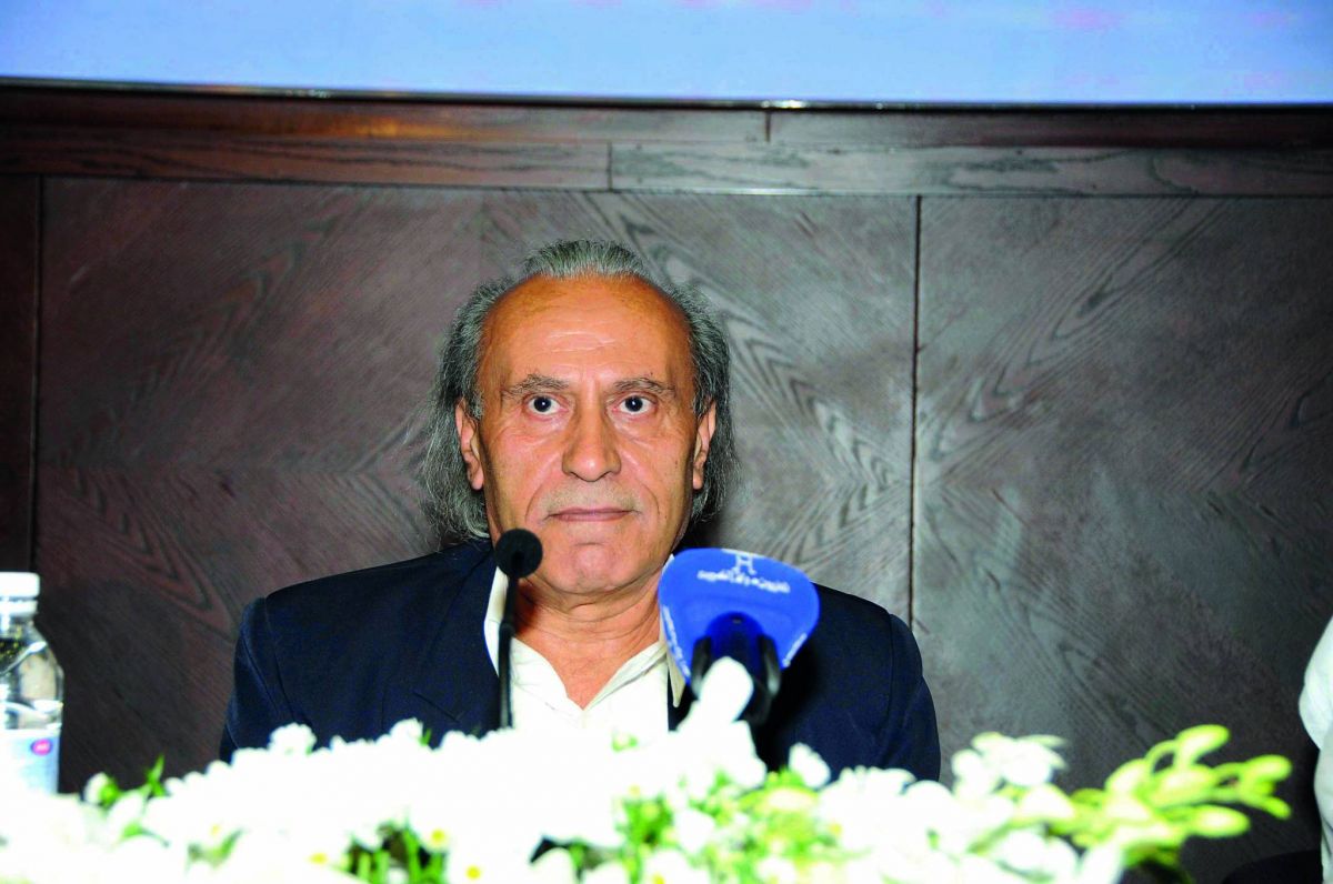 الشاعر وديع سعادة العائد من مهجره القسري لم يترك مسقط روحه