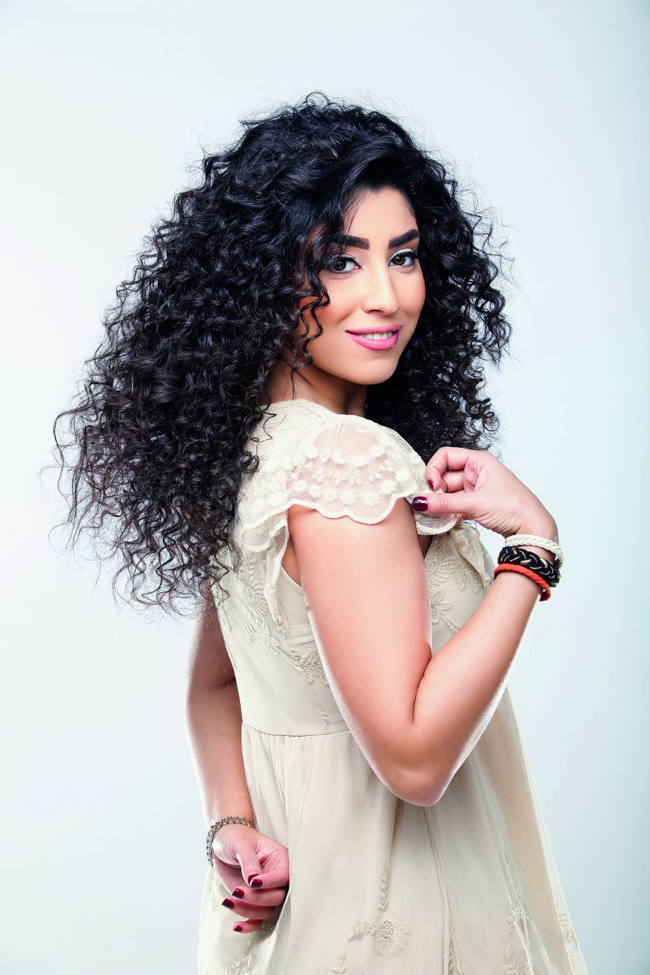 آيتن عامر: أتمنى تكرار تجربة جوليا روبرتس