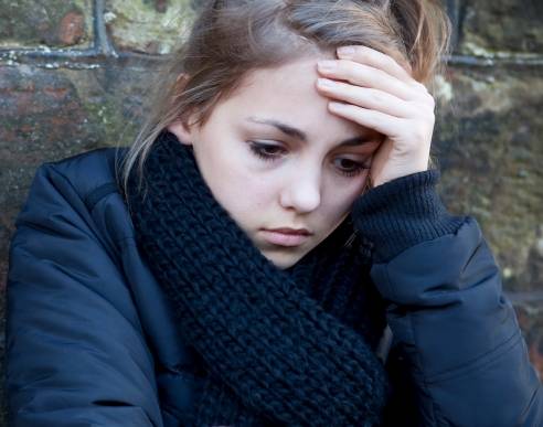 دراسة - البلوغ المبكر يزيد من خطر الاكتئاب لدى المراهقات