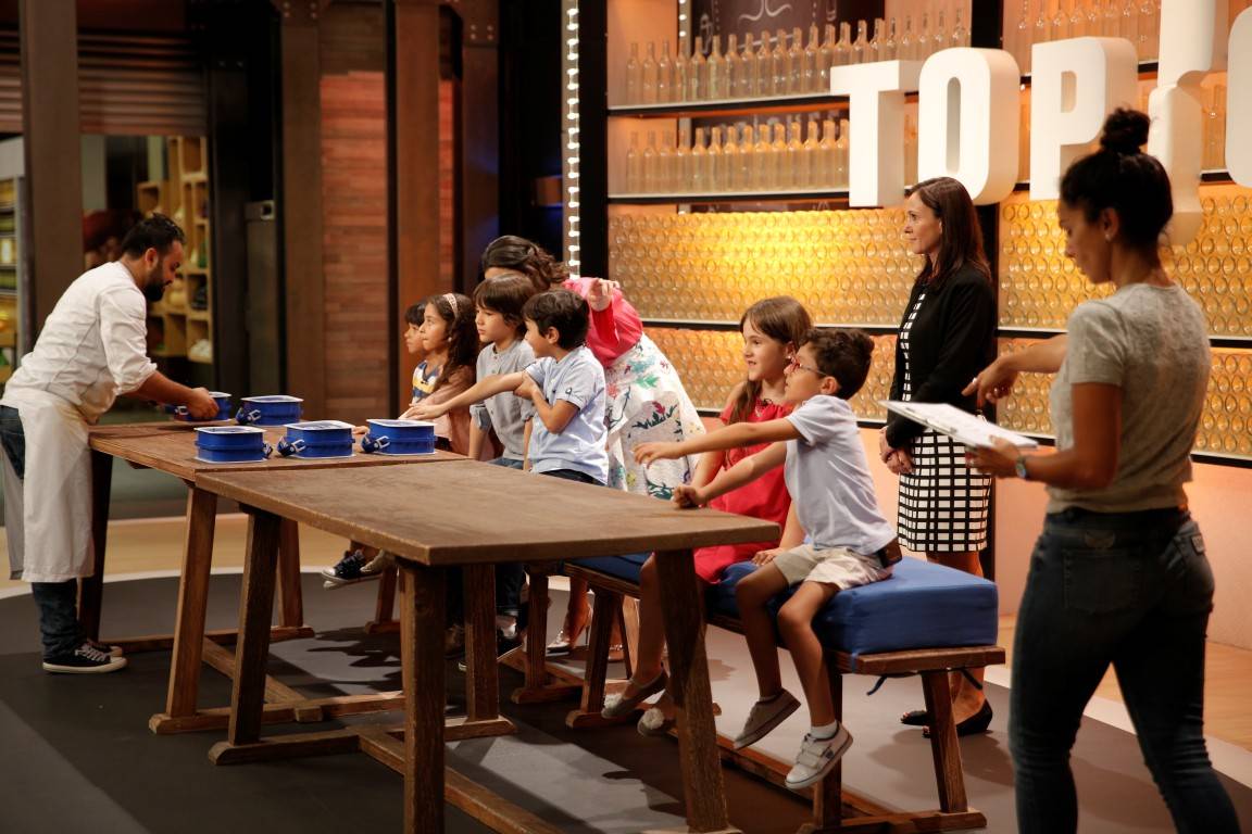 سلمى تتحدث عن لعنة 