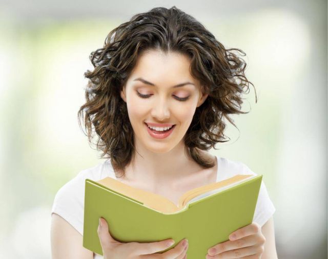 دراسة - القراءة بصوتٍ عالٍ لتحفيز الذاكرة