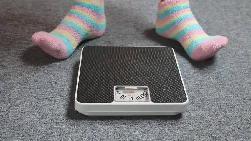 بالصور - فنانة مصرية تتخلص من الوزن الزائد ومن السخرية بعملية 