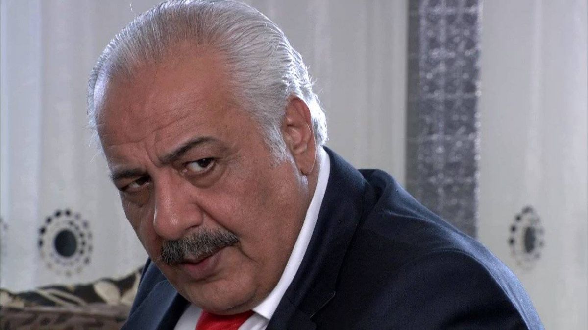 بالصور - تعرفوا الى يمنى الابنة الحسناء لأيمن زيدان من طليقته الكويتية في ظهور نادر