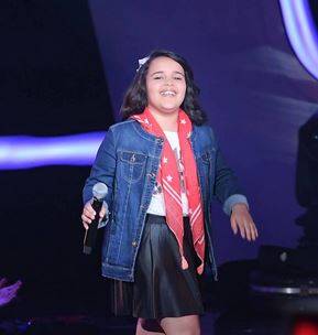 بعد انتقالها الى المرحلة النهائية.. والد أشرقت أحمد يعلق ويرد على كاظم الساهر