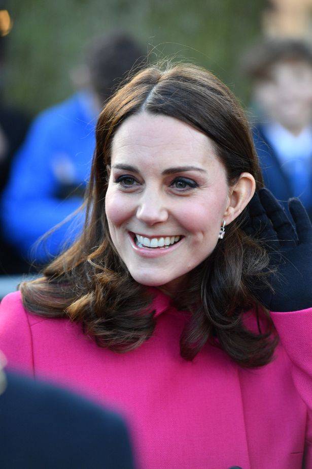 بالفيديو –كايت ميدلتون ترقص رغم حملها... لاحظوا خفّة حركتها