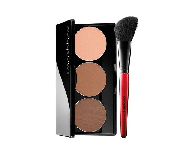 مستحضرات نحت وإشراق الملامح