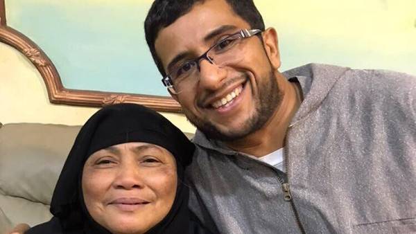 بالفيديو - أسرة سعودية تشعل المواقع بوداعها المؤثر لعاملتها المنزلية بعد 33 عاماً