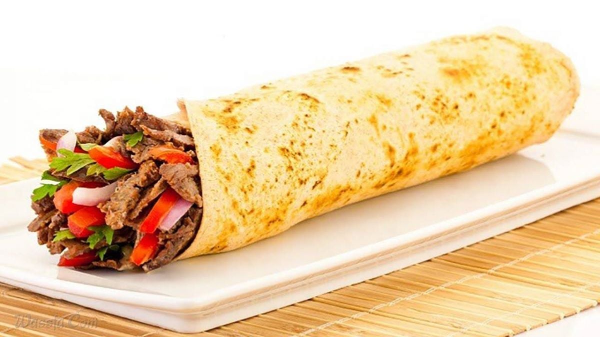 أيهما أفضل لرشاقتكم: شاورما اللحم أم الدجاج؟ إليكم الإجابة