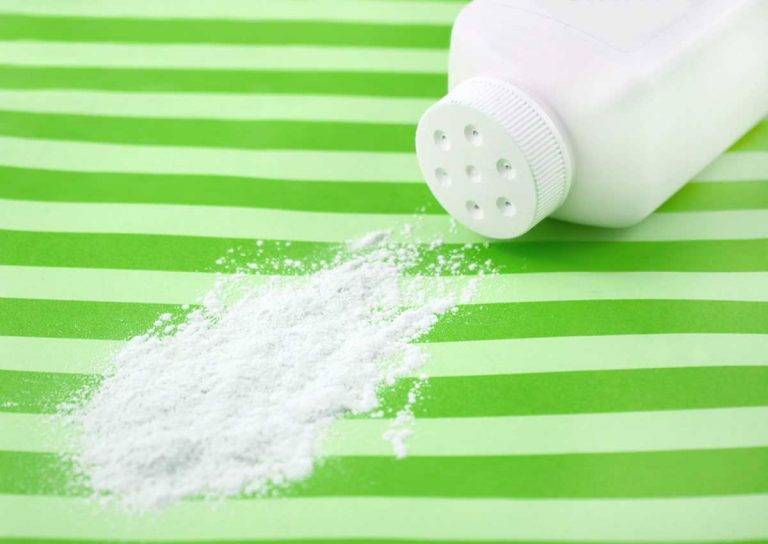 لهذا السبب المهم استخدمي بودرة الأطفال قبل إزالة الشعر الزائد