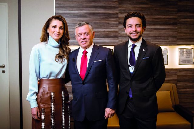 الملكة رانيا تعلن إطلاق منصة ادراك الالكترونية المجانية للتعليم المدرسي