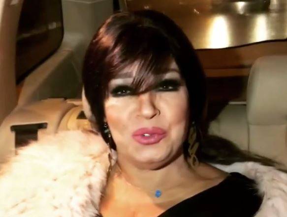 بالفيديو - فيفي عبده تثير ضجة بفستانها القصير.. وهذا ما فعلته بالملابس الرياضية