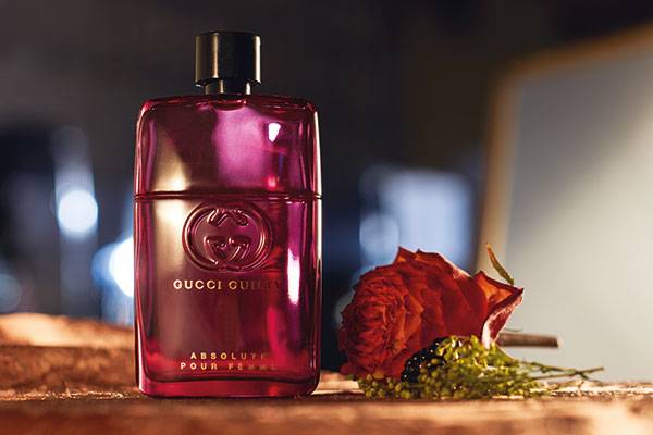 Gucci Guilty Absolute Pour Femme
 عطر يفوح خارج الأطر التقليدية