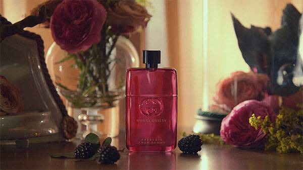 Perfume gucci guilty absolute pour femme sale