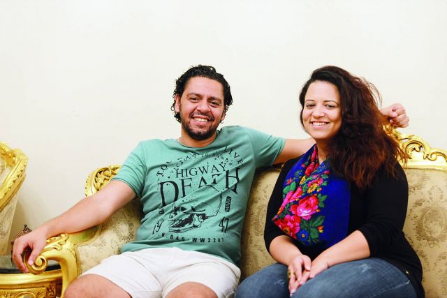 أحمد حسن وزوجته نوران عقرب