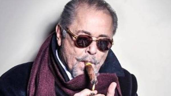 أرملة محمود عبد العزيز تثير الجدل بإطلالة غريبة هل خضعت لعميلة تجميل؟