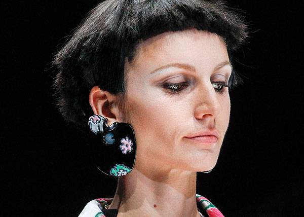 لن تصدّقي ضخامة الأقراط لربيع وصيف 2018