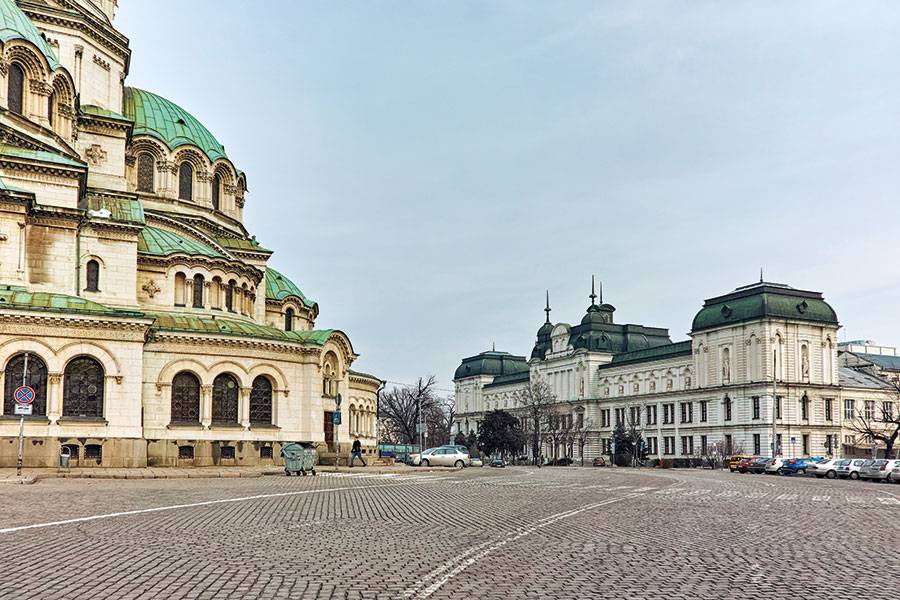 بلغاريا حيث التاريخ يتعطّر بالورد