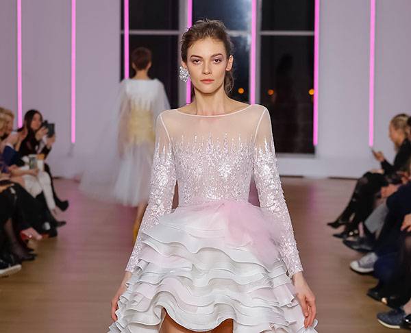 بالصور - شاهدي أجمل الإطلالات من مجموعة المصمم جورج شقرا الراقية لربيع 2018‎